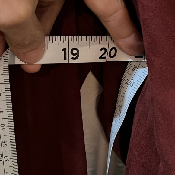 Red suede jacket - Picture 5 of 9